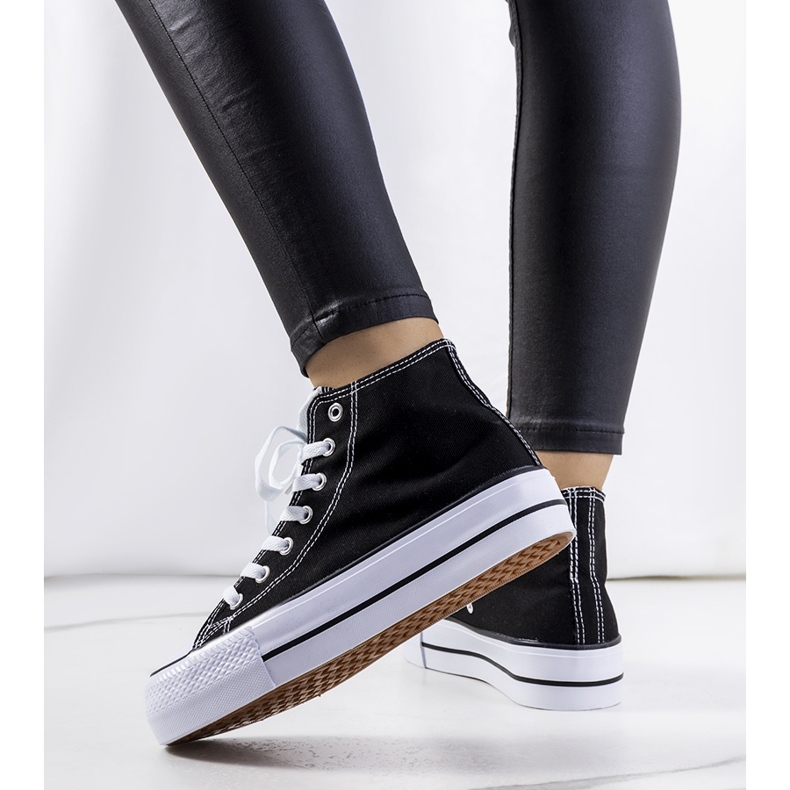 Sneakers nere sulla piattaforma Korgay nero 1