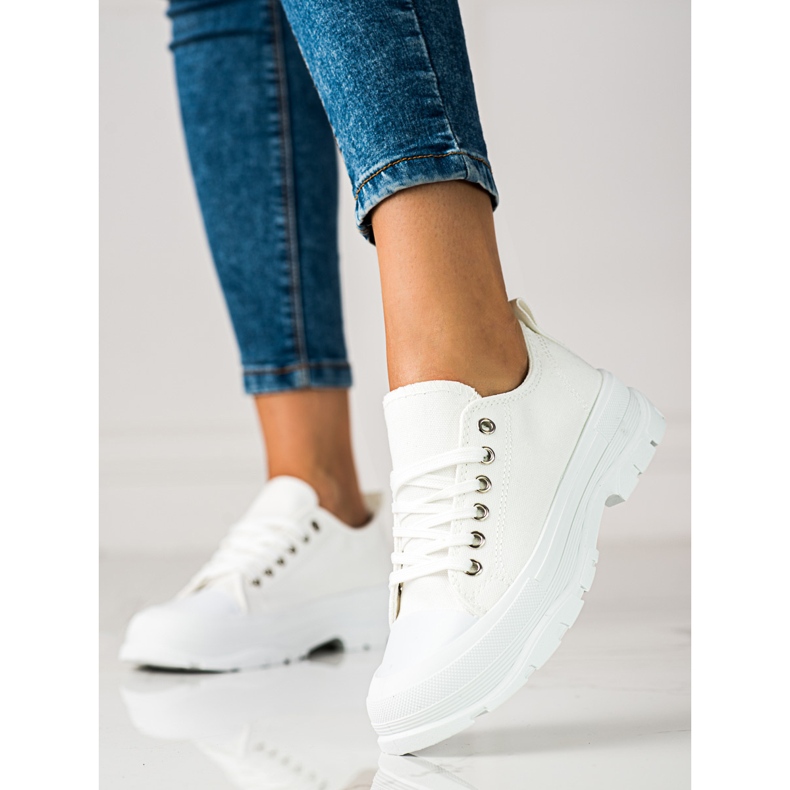 Sneakers bianche da donna stringate Shelovet bianca 1