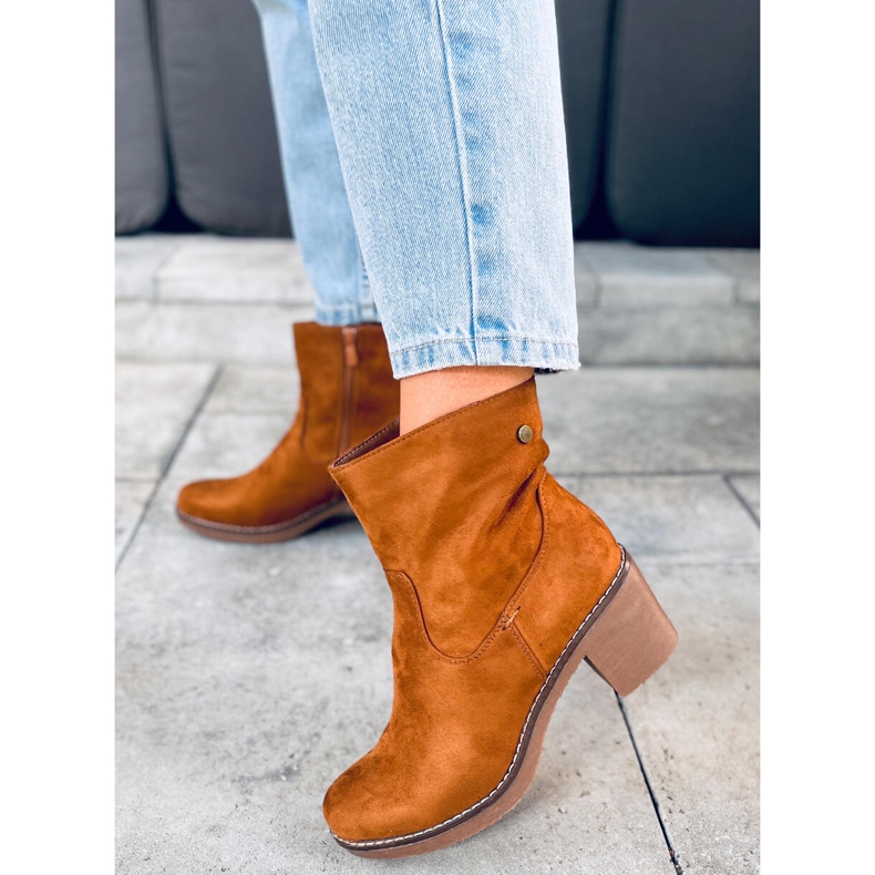 Linzi Stivali cammello con tacco in gomma marrone 2