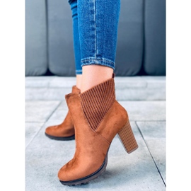 Stivali da donna con tacco alto Rosst Camel marrone 1