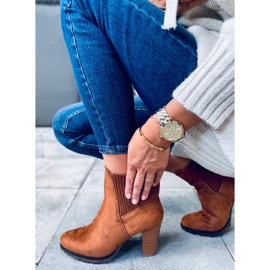Stivali da donna con tacco alto Rosst Camel marrone 2