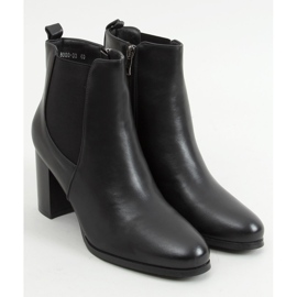 Stivali classici con tacco alto di Elvira Black nero 1