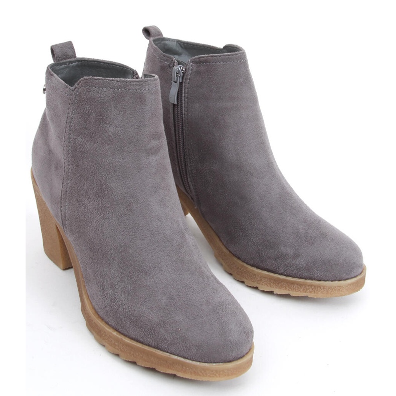 Stivali con tacco largo di Wimko Grey grigio 1
