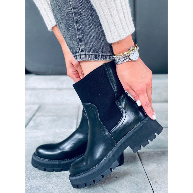 Stivaletti Chelsea con tomaia alta Cillo Black nero 1