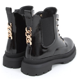 Stivaletti laccati con catena Jake Black nero 2
