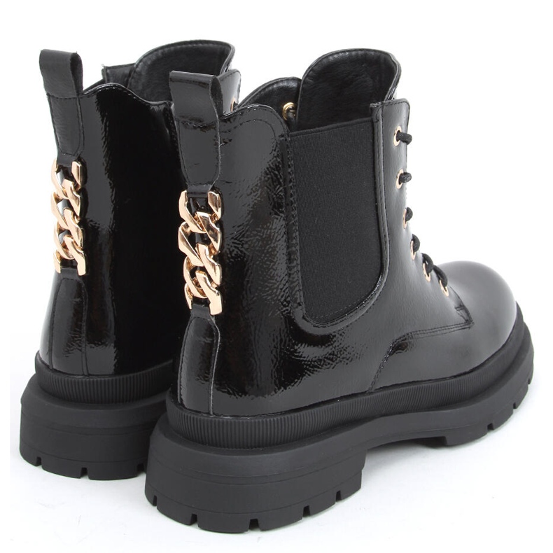 Stivaletti laccati con catena Jake Black nero 2