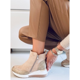 PA1 Stivali con zeppa Micah Beige 1