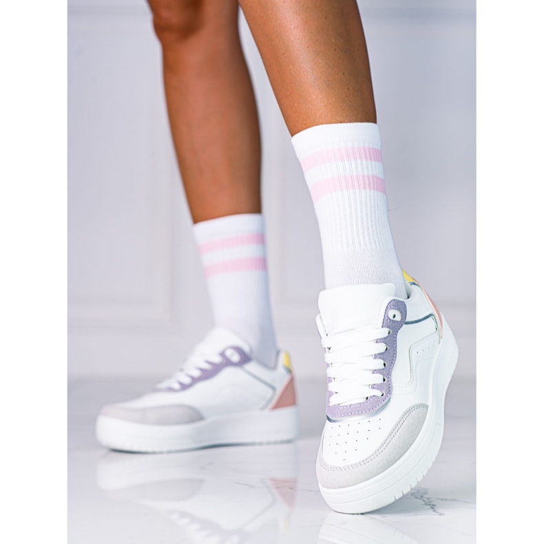 Scarpe sportive da donna Shelovet su una piattaforma bianca bianco 1