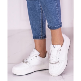 Sneakers bianche da donna su piattaforma con catena Shelovet bianca 2
