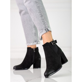 Stivaletti Chelsea da donna in camoscio nero sul post di Shelovet 1