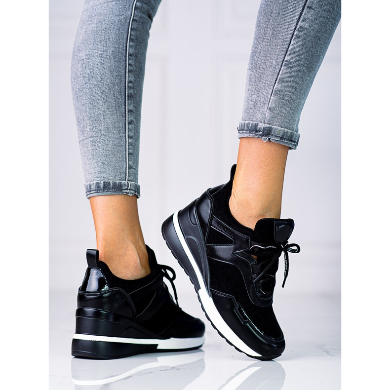 Sneakers stringate da donna sulla zeppa Vinceza nero 2