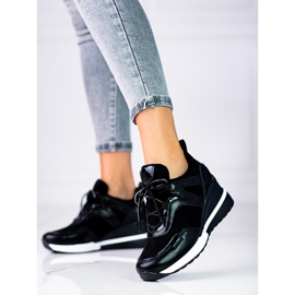 Sneakers stringate da donna sulla zeppa Vinceza nero 1
