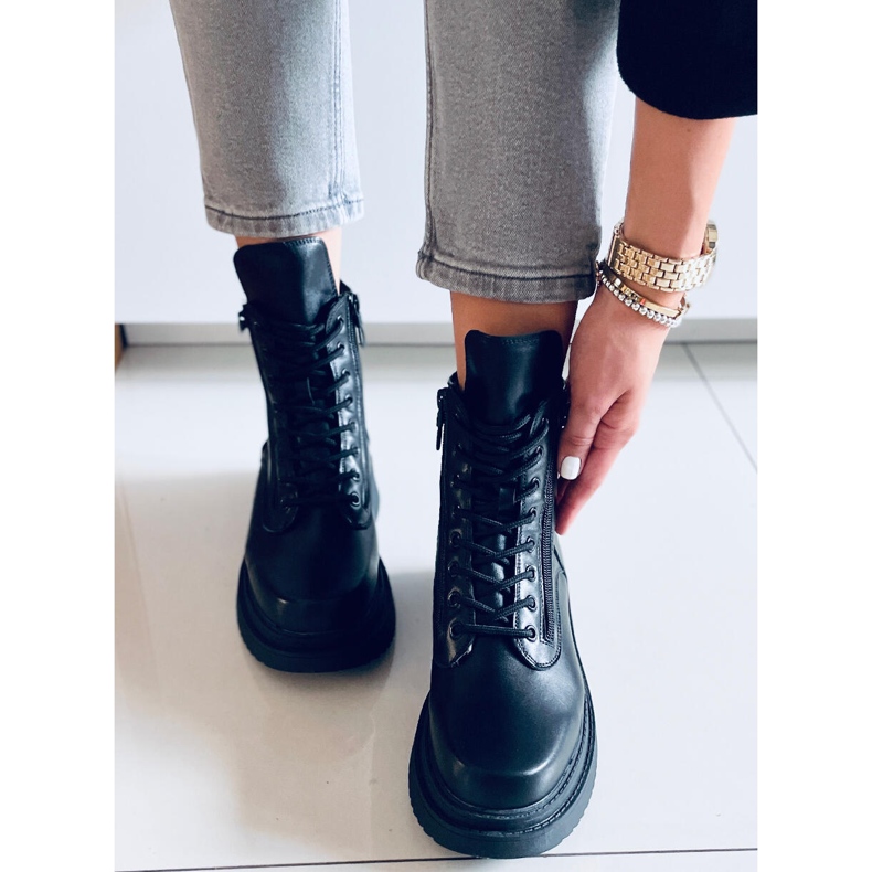 Stivaletti Edvin Black con suola alta nero 2