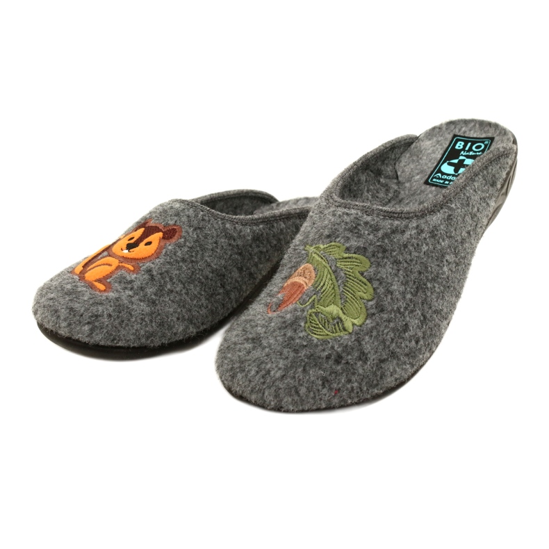 Pantofole in feltro grigio Adanex 27858 Sara Wiewióra I Orzeszek 3