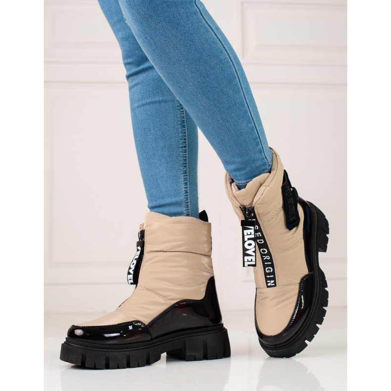 Borse Shelovet beige da donna isolate 1