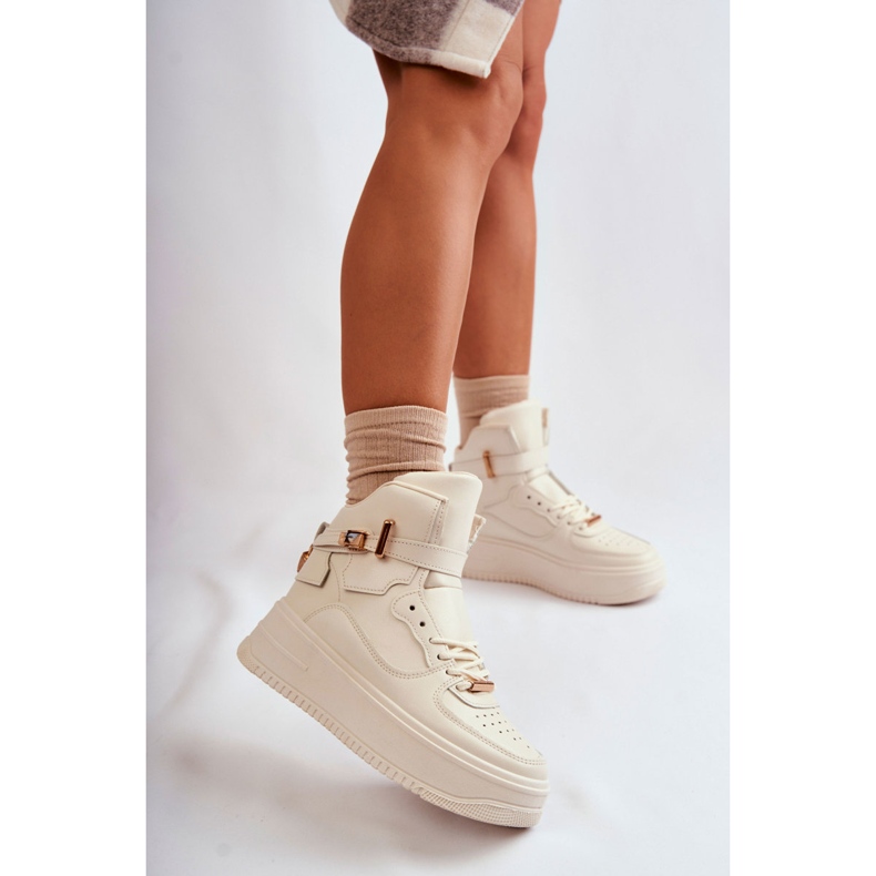 FB2 Scarpe sportive alte da donna isolate Beige Lexa 2