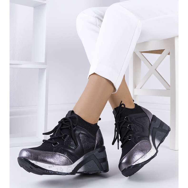 Sneakers nere e metallizzate su zeppa Bluflon nero d'argento 1