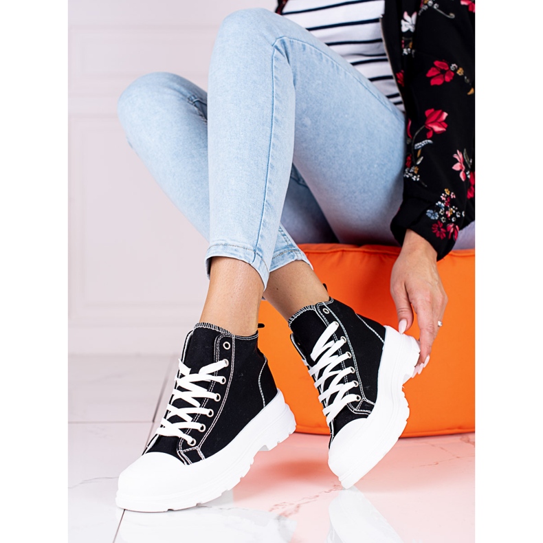 Sneakers alte da donna bianche e nere con lacci sulla piattaforma Shelovet nero 2