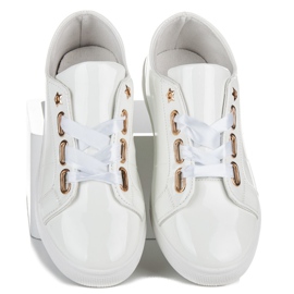 Ideal Shoes Sneakers Laccate Con Un Nastro bianco 1