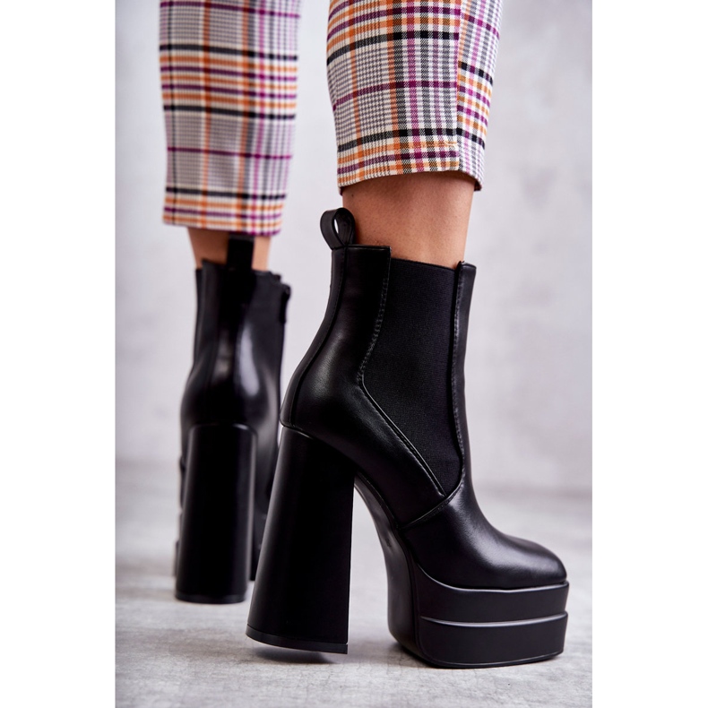 Stivali da donna in ecopelle su tacco massiccio Black Jones nero 2