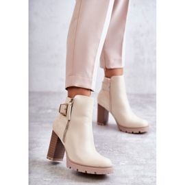 FE1 Stivali In Ecopelle Su Tacchi Alti Con Cerniera Decorativa Beige Rosita 1