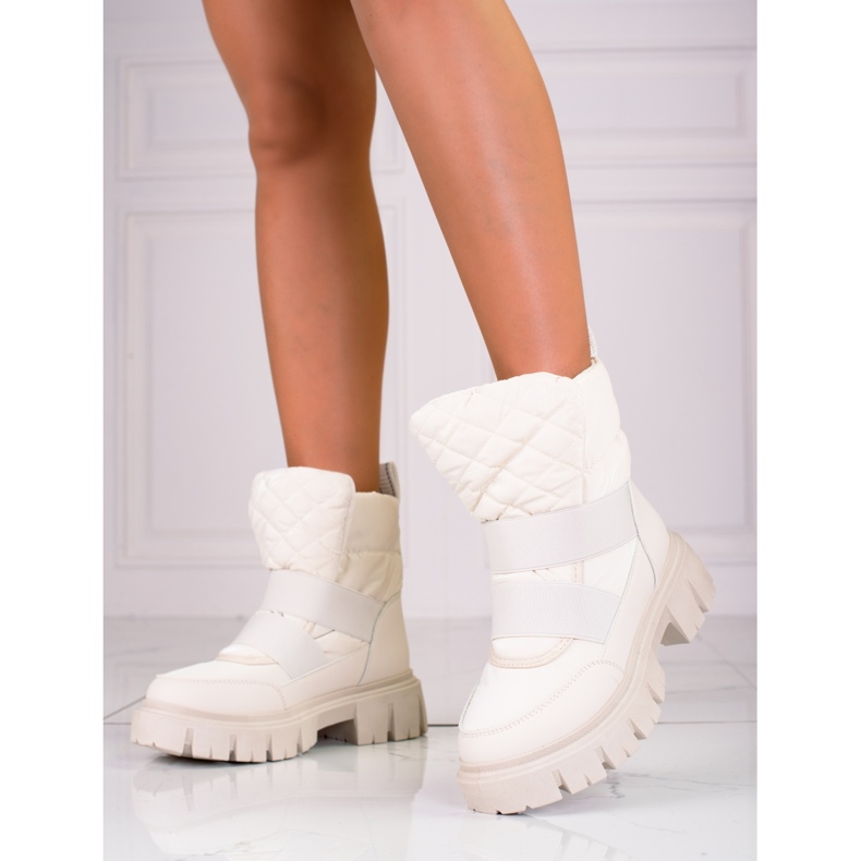 Stivali da neve Shelovet da donna su una spessa piattaforma beige marrone 1