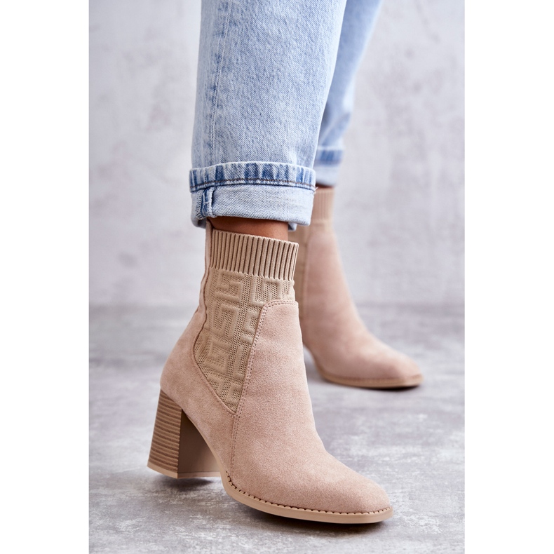 FE1 Stivali in pelle scamosciata da donna con un calzino beige Montes 1