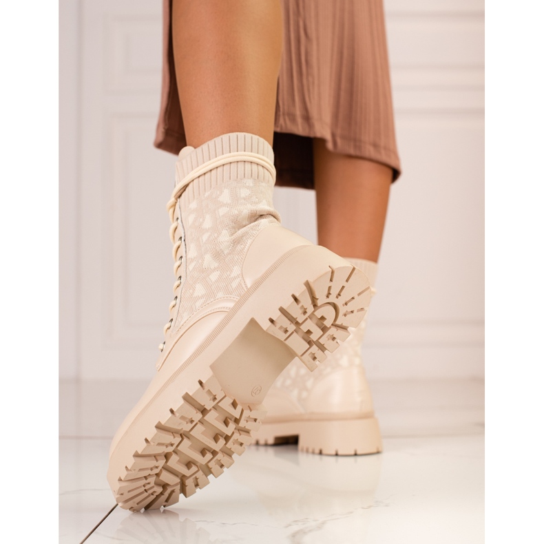 Abbigliamento da lavoro stringato beige da donna con tomaia flessibile Shelovet 1