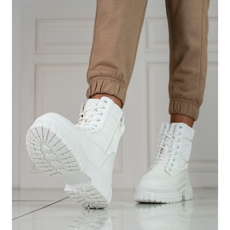 Doposci da donna bianchi con allacciatura Shelovet bianco 1