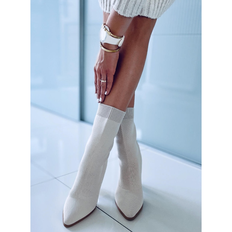 Stivaletti Carolyn Beige con tacco alto 1