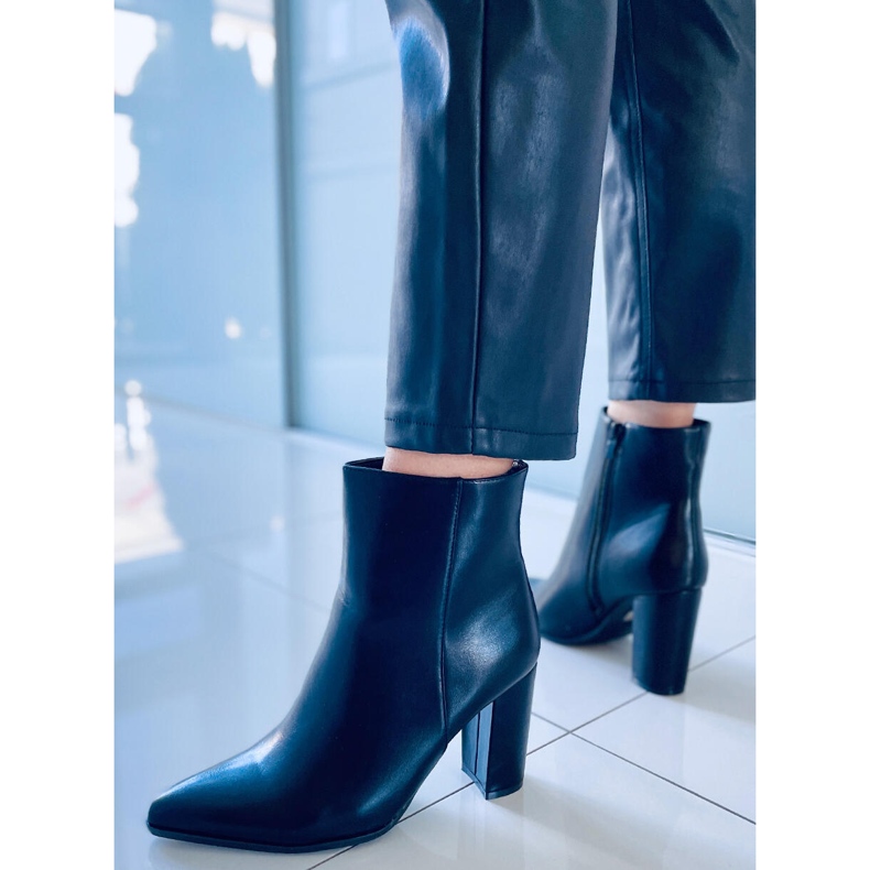 Stivali classici Fergie neri con tacco alto nero 1