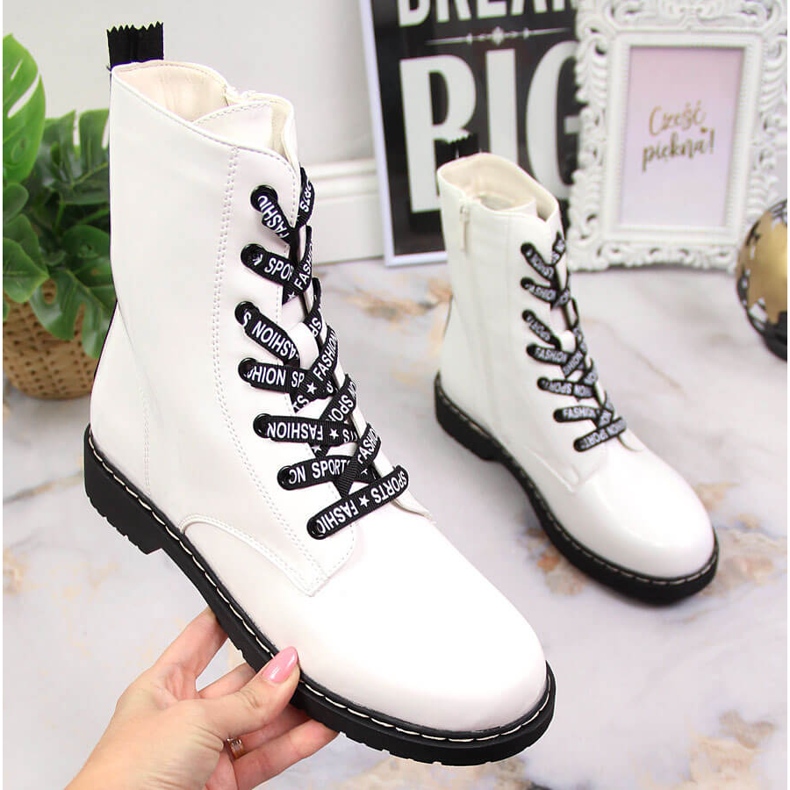Stivale da donna, verniciato bianco isolante Vinceza bianca 1