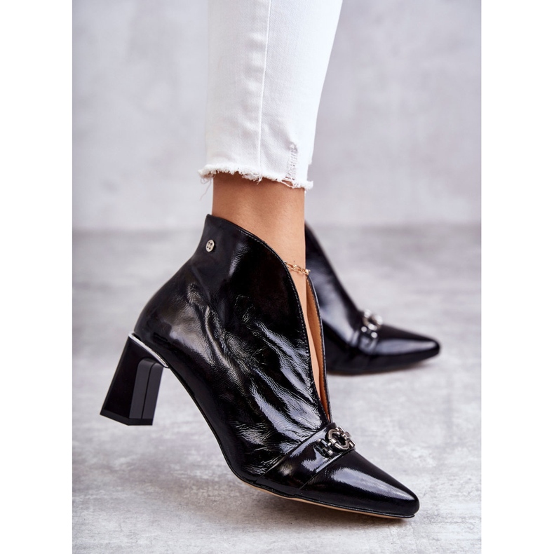 Stivali in pelle su un palo Maciejka Black 05262-01 nero 1
