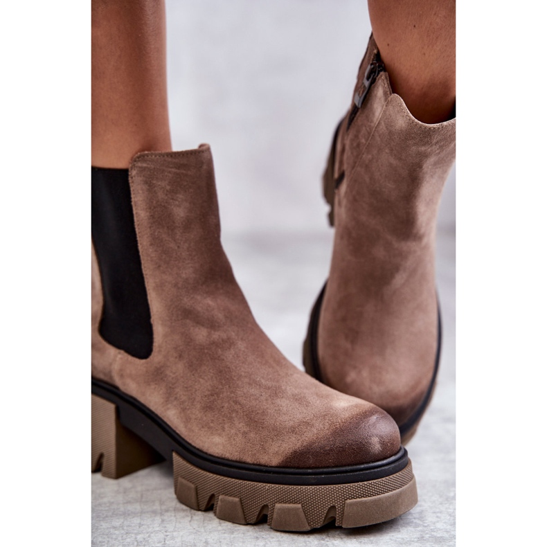 Stivali con plateau da donna in pelle scamosciata beige Hilde marrone 1
