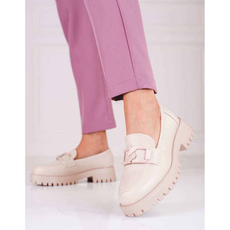 Mocassini da donna beige sulla piattaforma Shelovet 1