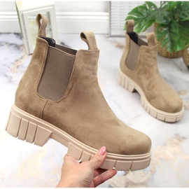 Stivaletti da donna in camoscio, isolati, beige, T.Sokolski 1