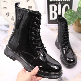 Stivali da donna in pelle verniciata nera con Big Star isolata nera KK274489 nero 1