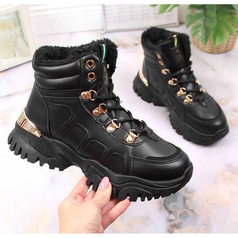 Doposci da donna platform con pelliccia nera NEWS nero 1