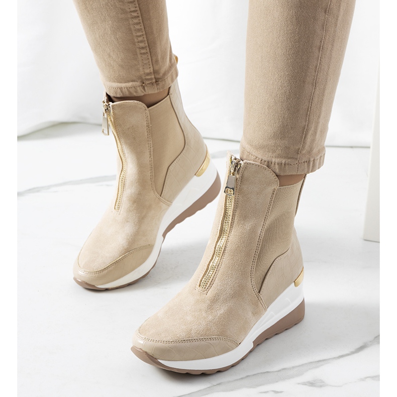 BM Sneakers beige sulla zeppa Triaca 1