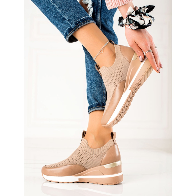 Vinceza Serpenti tessili sul cuneo VICEZA beige 1