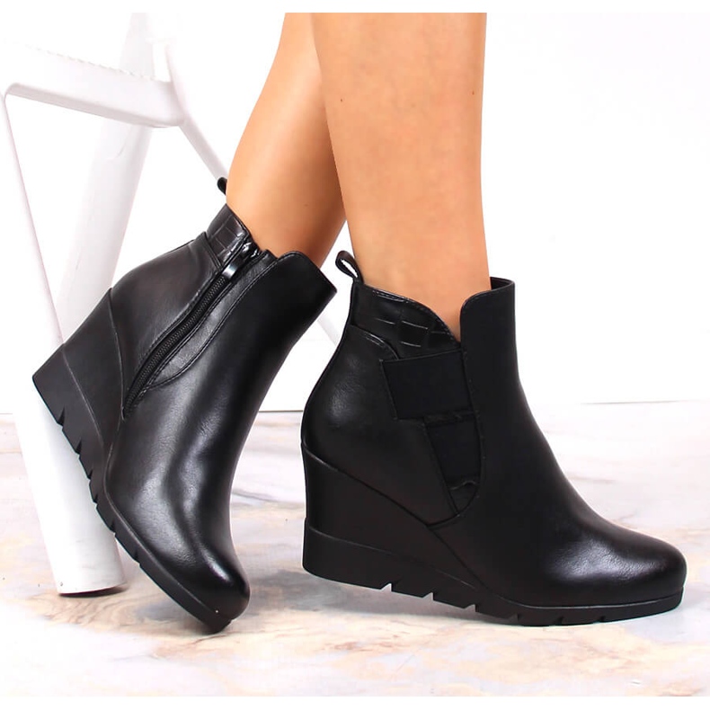 Nero Stivali con zeppa calda da donna Nero Filippo PAW386 1