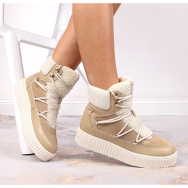 Stivali stringati in pelle su plateau beige Laura La.Fi 1