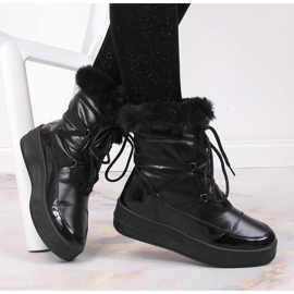 Doposci da donna platform con pelliccia nera NEWS nero 1