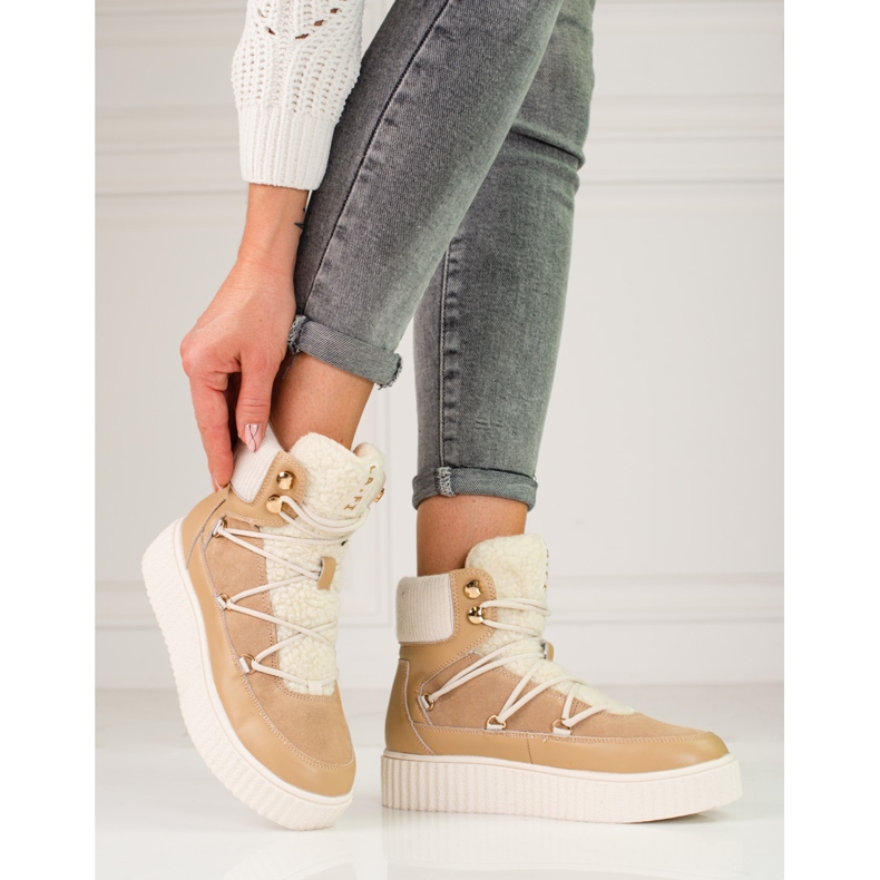 Doposci da donna in pelle beige Shelovet sulla piattaforma marrone 1