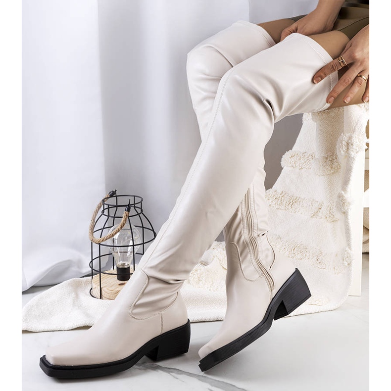 PA1 Stivali beige Delore 2