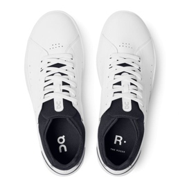 On Running Sulle scarpe Roger Advantage 4899457 bianco 1