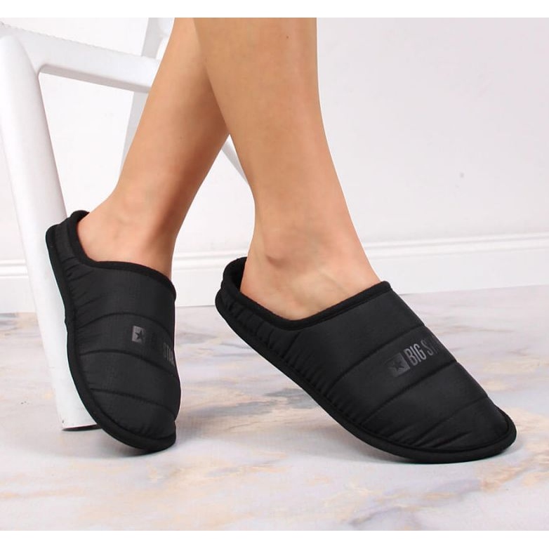 Pantofole slip-on isolanti Big Star INT1773B nero 1