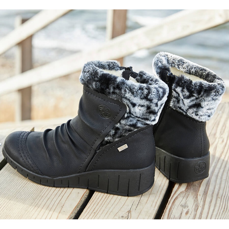 Stivali invernali da donna impermeabili Rieker Y1361-00 neri bianco 1