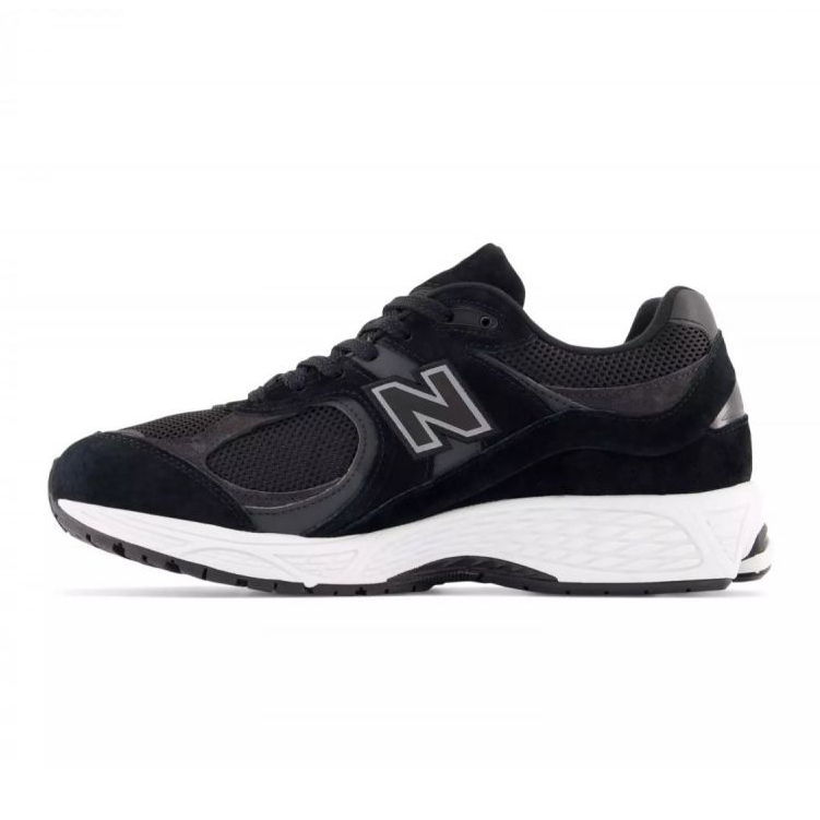 Scarpe New Balance 2002R M NBM2002RBK nero 1