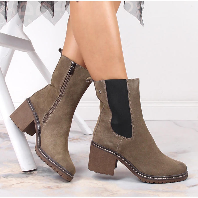 Stivali da donna in pelle scamosciata su palo, Filippo beige caldo 1